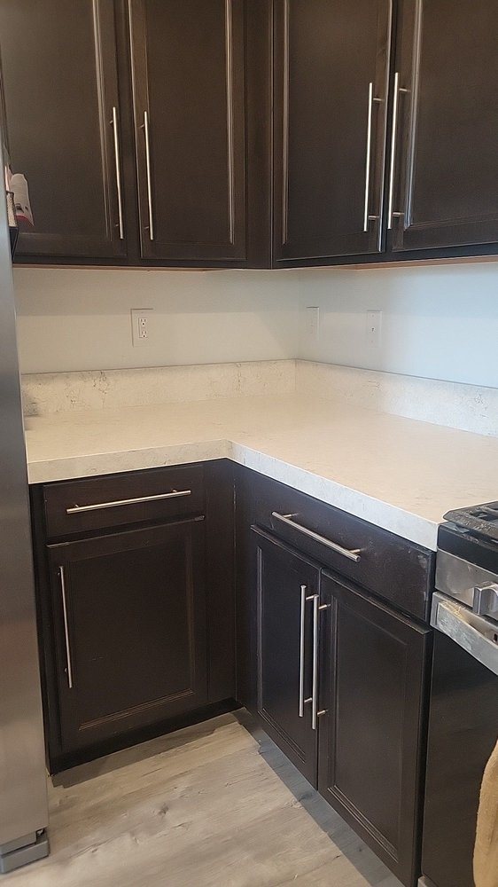 Full kitchen with stainless appliances
